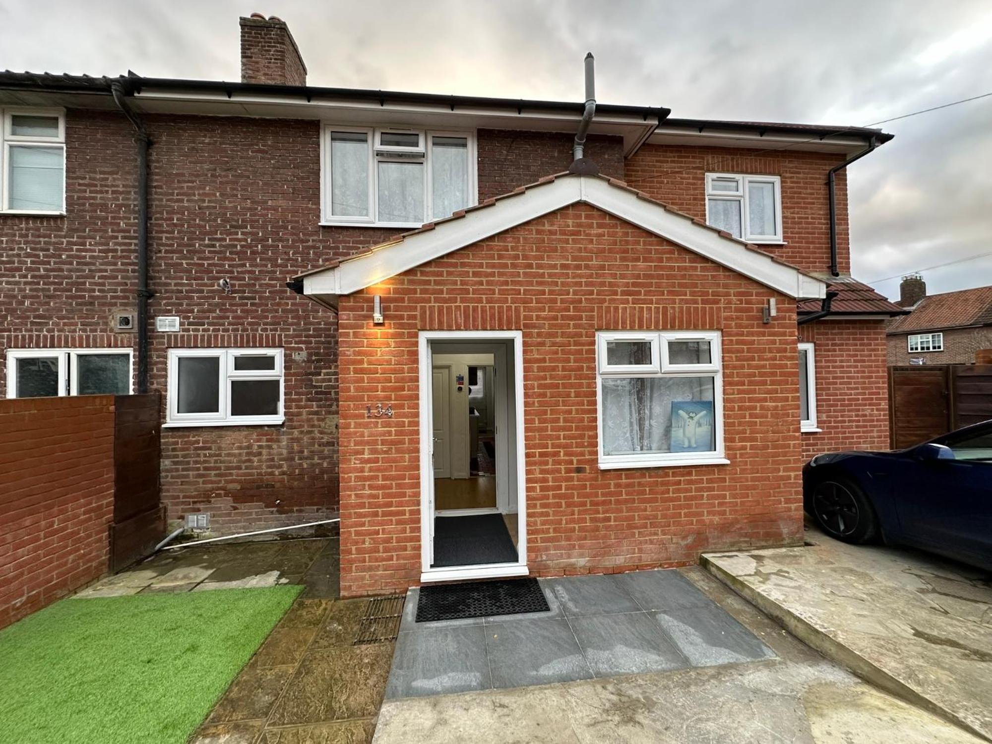 Luxury Ensuite 2Nd Studio Flat With Great Views In Keedonwood Road With Fully Own Bathroom Newly Added And Private Kitchenette Bromley Zewnętrze zdjęcie