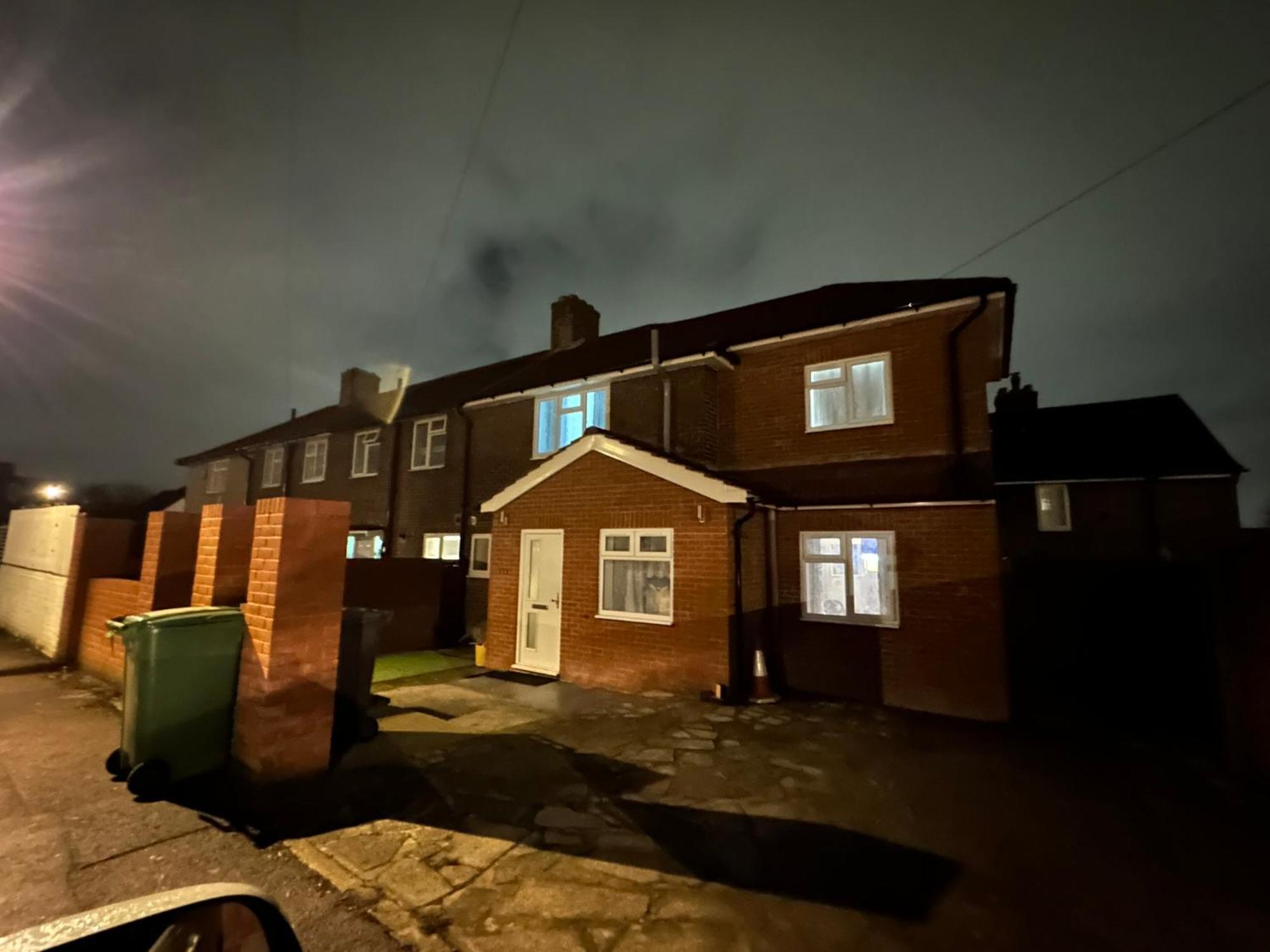 Luxury Ensuite 2Nd Studio Flat With Great Views In Keedonwood Road With Fully Own Bathroom Newly Added And Private Kitchenette Bromley Zewnętrze zdjęcie